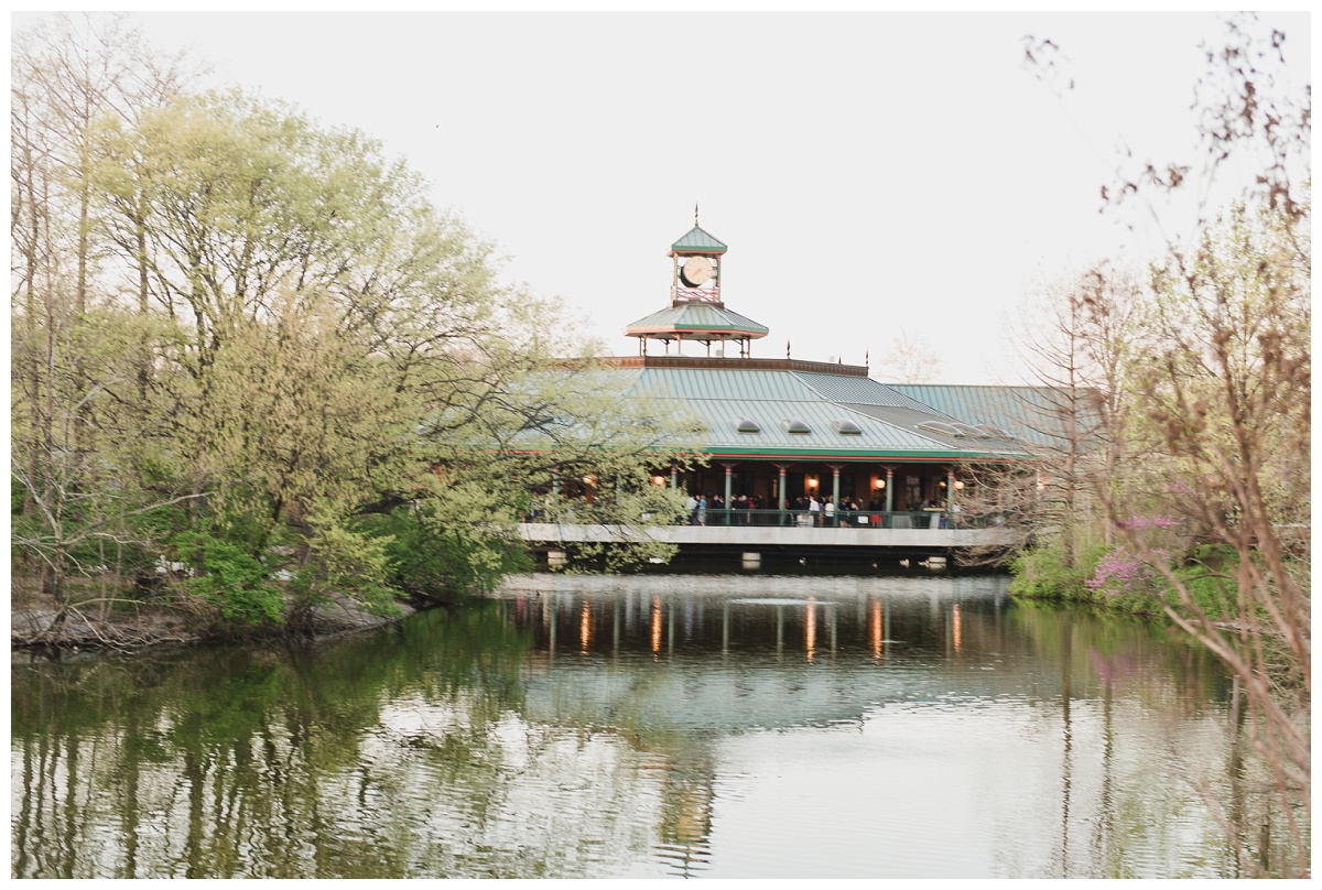 Wedding reception at the Lakeside Cafe in the St. Louis Zoo, wedding photography by Sandra Grunzinger Photography